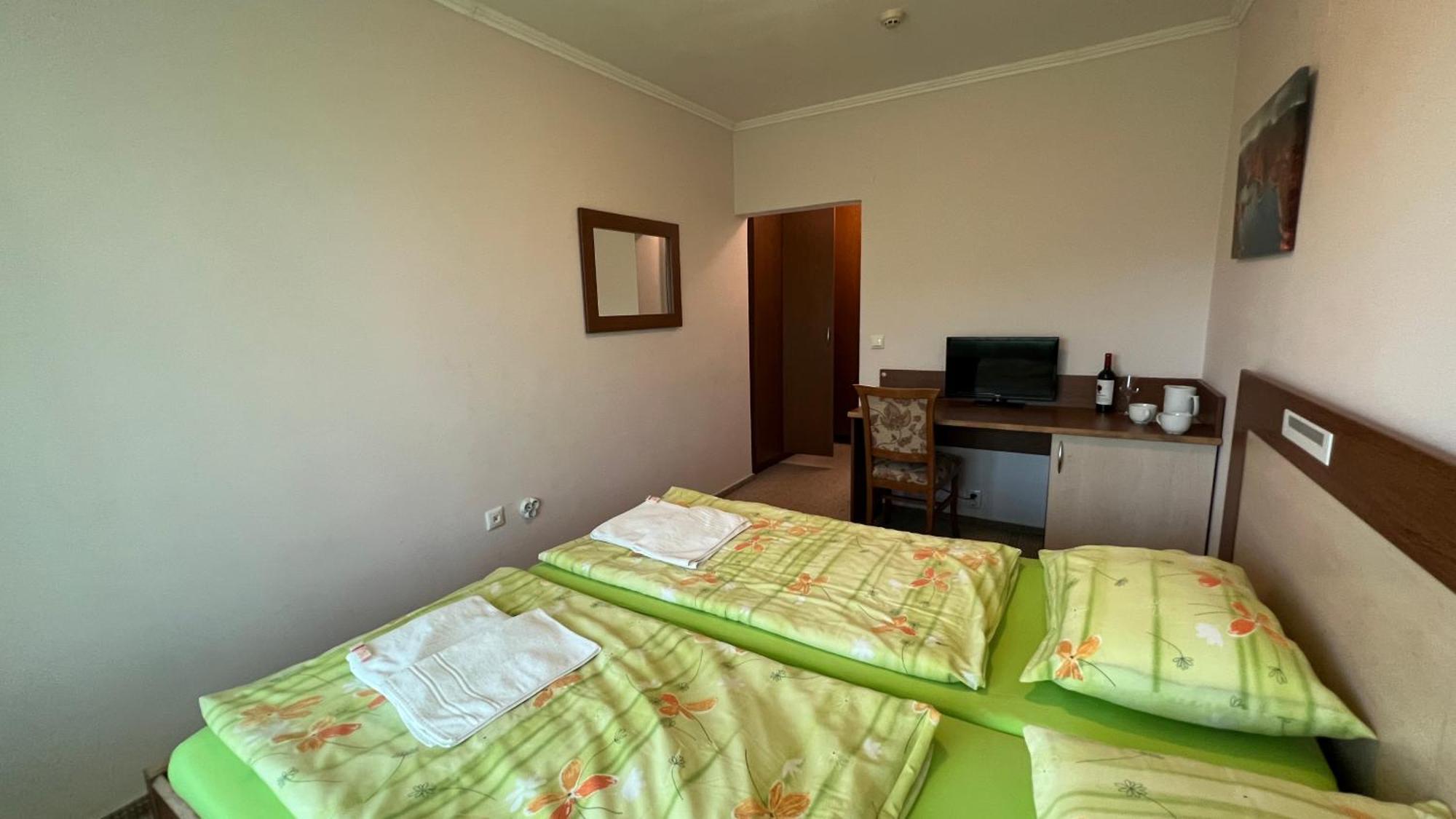 Hotel Gorna Banya Sofia Room photo